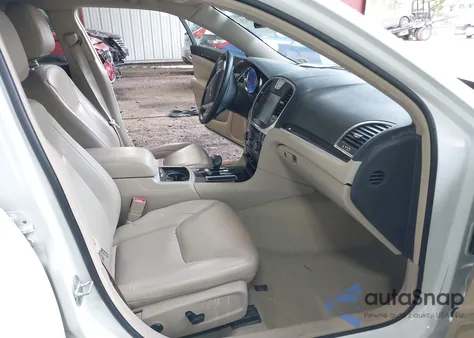 2013 Chrysler 300 Motown z USA, uszkodzony, nr VIN 2C3CCAAG9DH527790